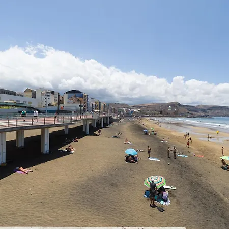 In Palmas Near Canteras Tatil Evi